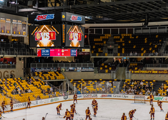 UMD Hockey Amsoil Arena Centerhung Display