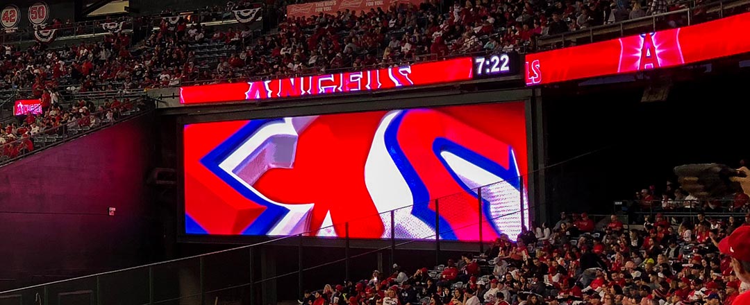 Out of Town/Outfield Fance LED Display